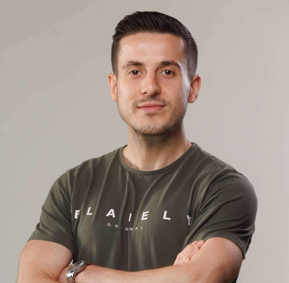 Armando Tushna